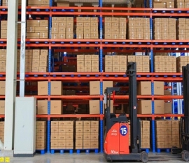 佛山三水貨架公司分享重型倉儲貨架的優點和適用范圍